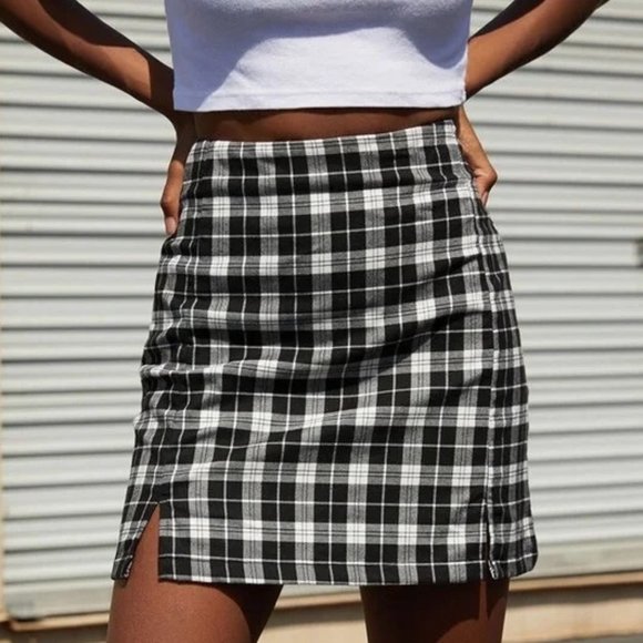 John Gault Plaid Cara Skirt - Picture 1 of 5